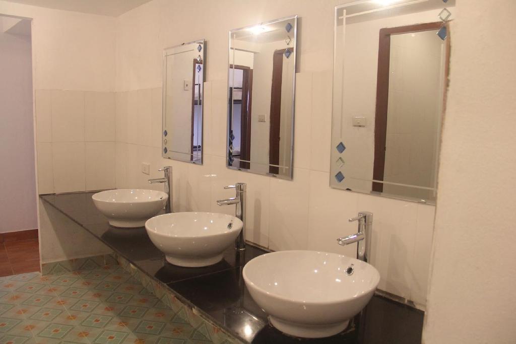 Lpq Backpackers Hostel Luang Prabang Rum bild