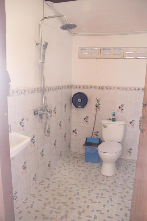 Lpq Backpackers Hostel Luang Prabang Rum bild
