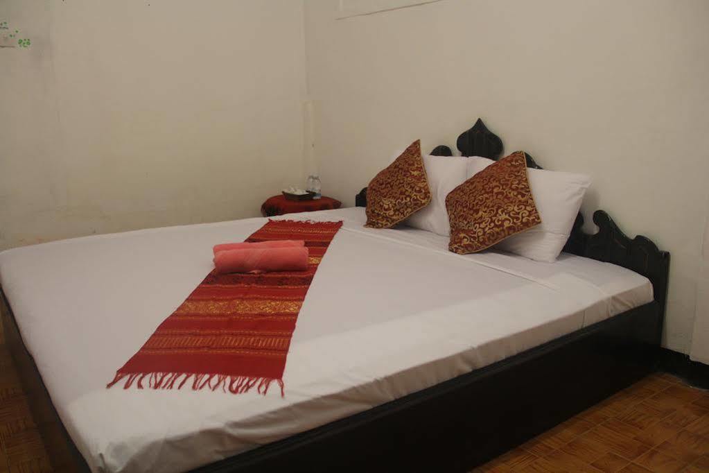 Lpq Backpackers Hostel Luang Prabang Exteriör bild