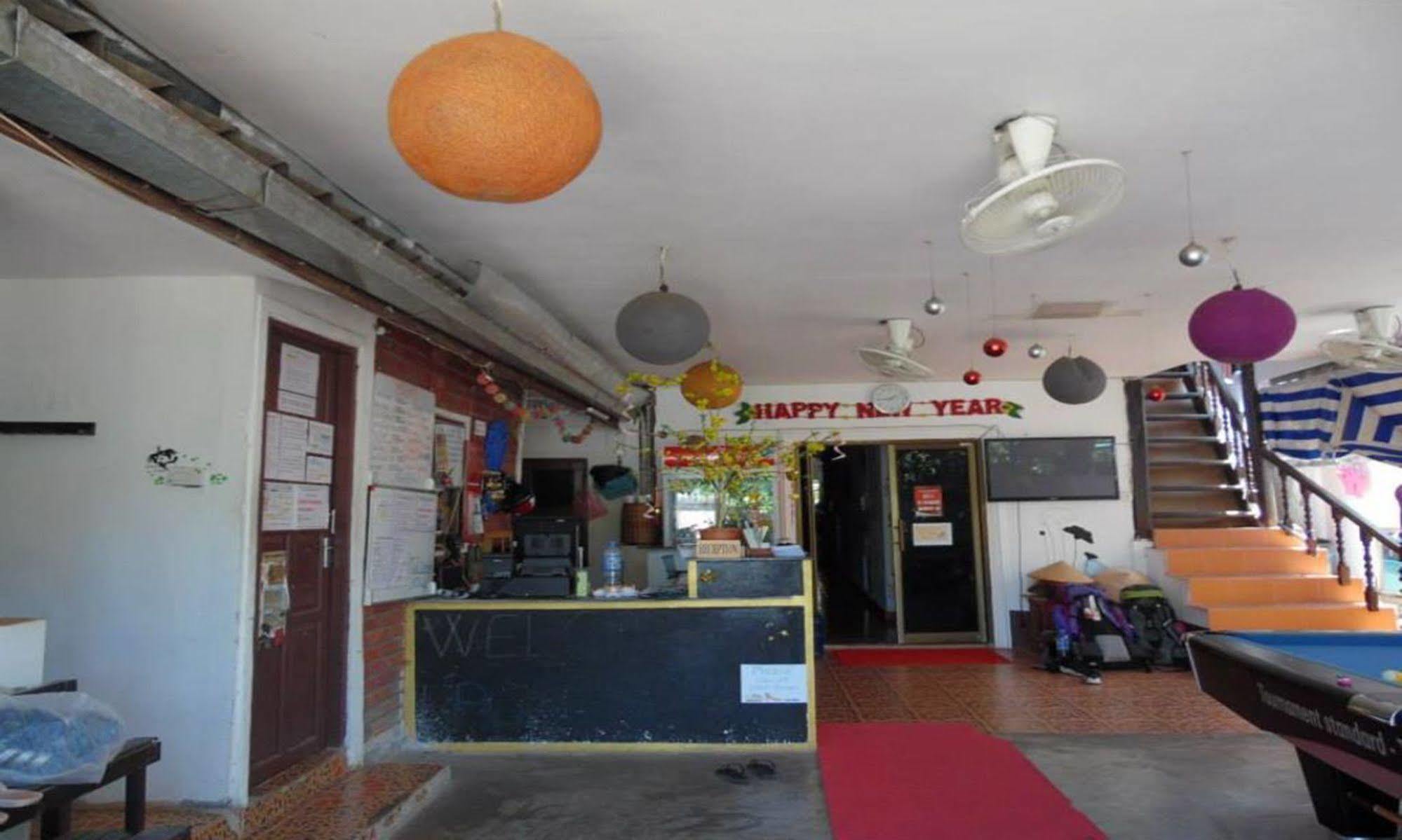 Lpq Backpackers Hostel Luang Prabang Exteriör bild