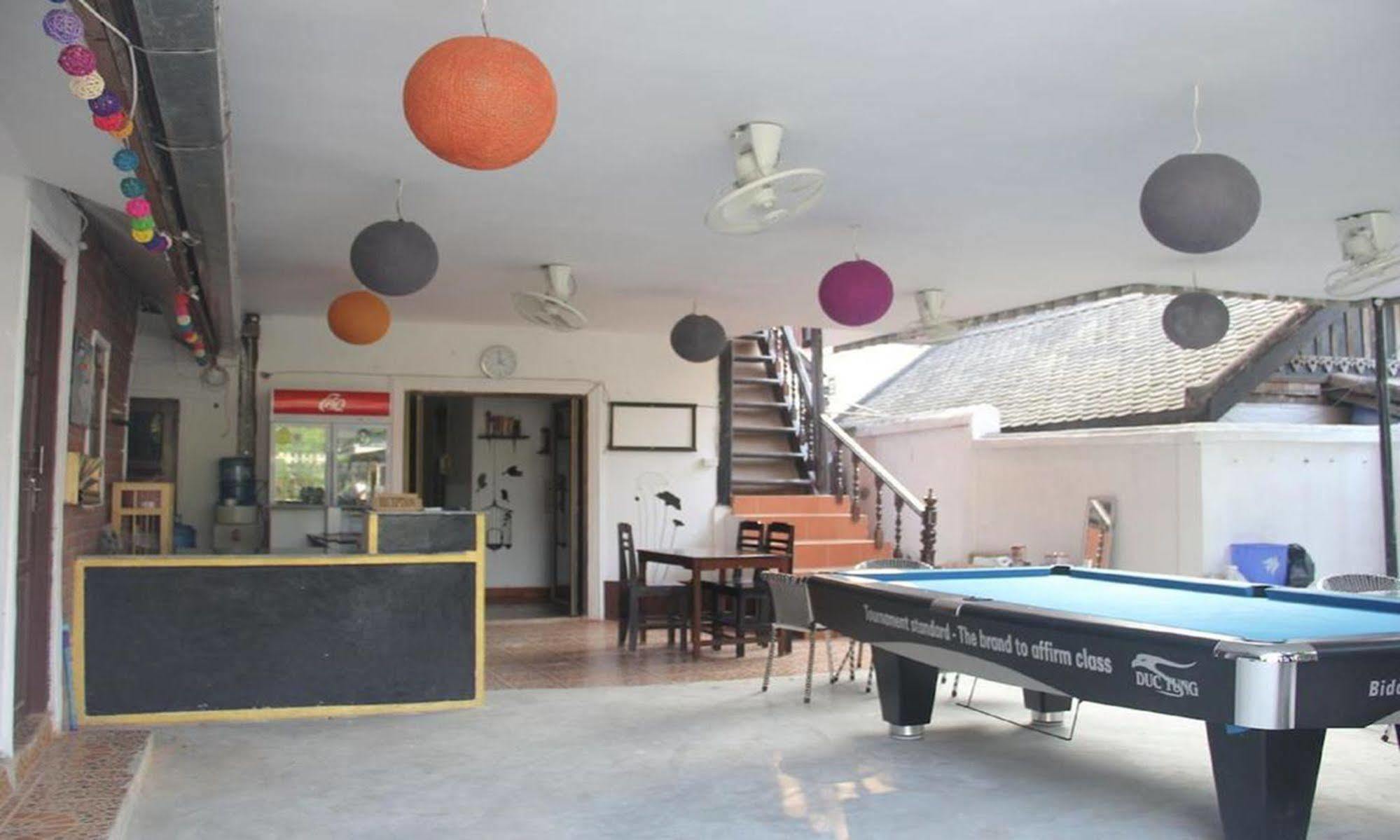 Lpq Backpackers Hostel Luang Prabang Exteriör bild