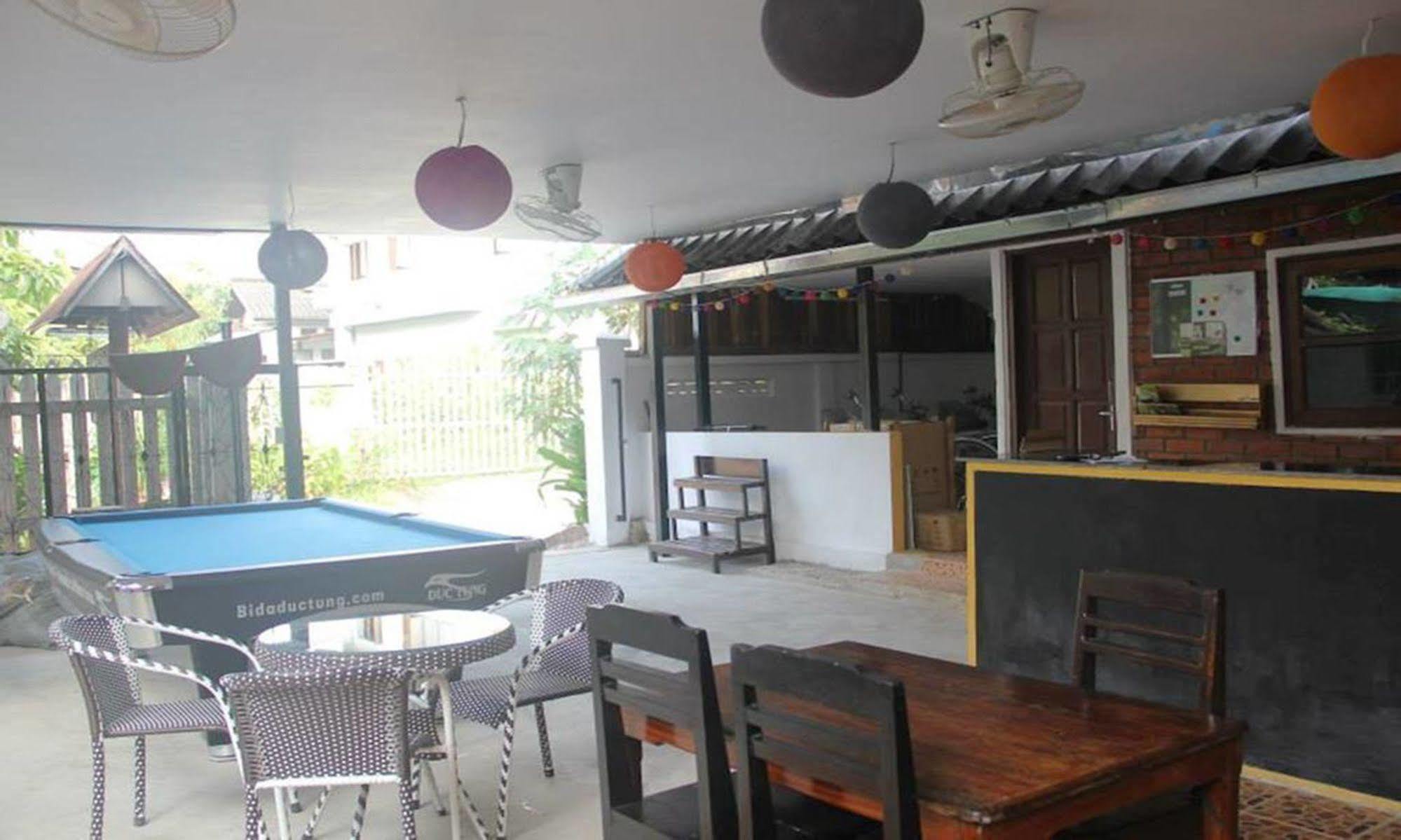 Lpq Backpackers Hostel Luang Prabang Exteriör bild