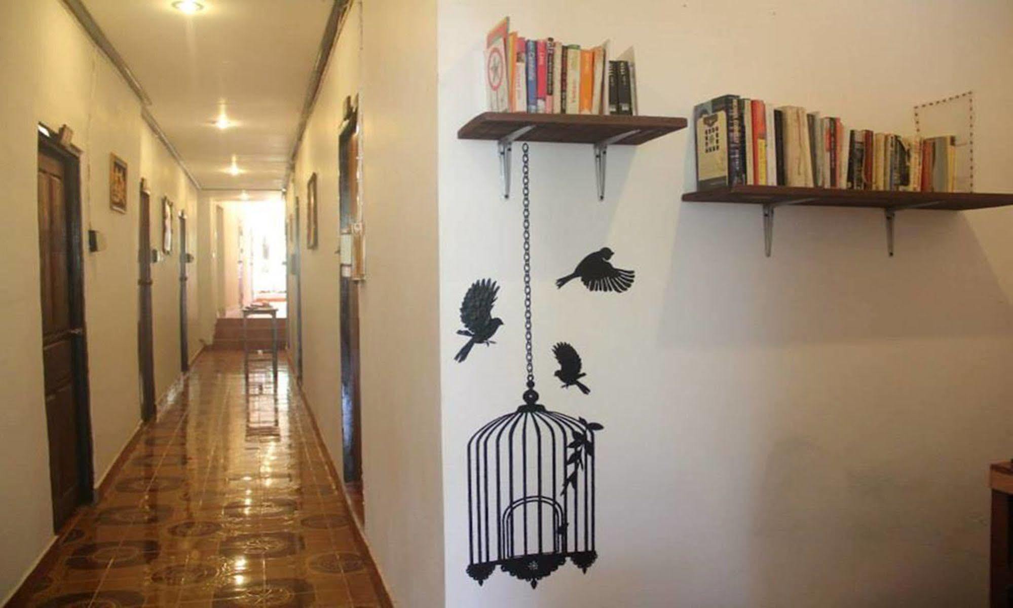 Lpq Backpackers Hostel Luang Prabang Exteriör bild
